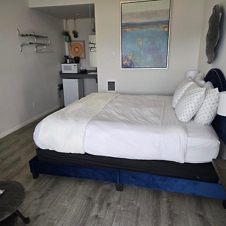 Ocean Shores Resort (Adults Only) Εξωτερικό φωτογραφία