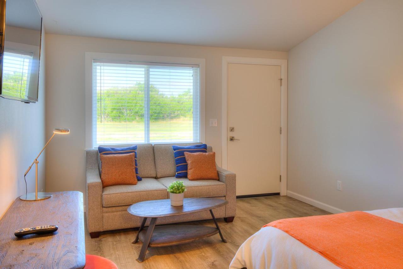 Ocean Shores Resort (Adults Only) Εξωτερικό φωτογραφία